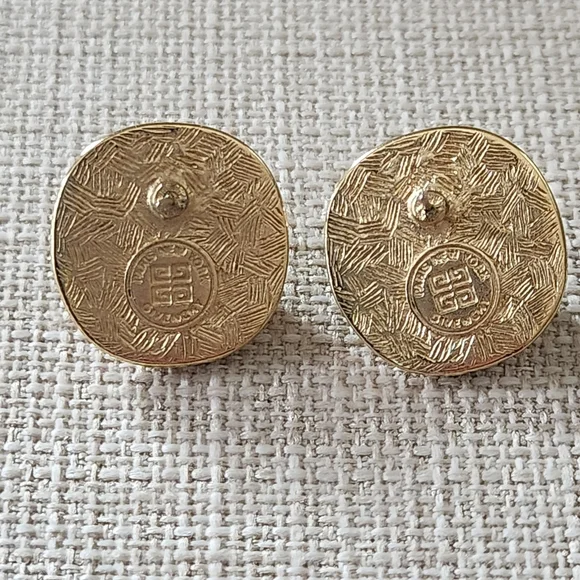 Givenchy Vintage 1980s Paris New York Faux Pearl Logo Earings - Picture 2 of 14